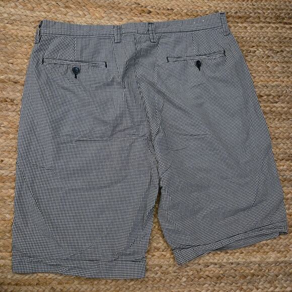 J. Crew Mens Size 33 Shorts Check Gingham Casual Chino Flat Front Black White - Picture 2 of 4